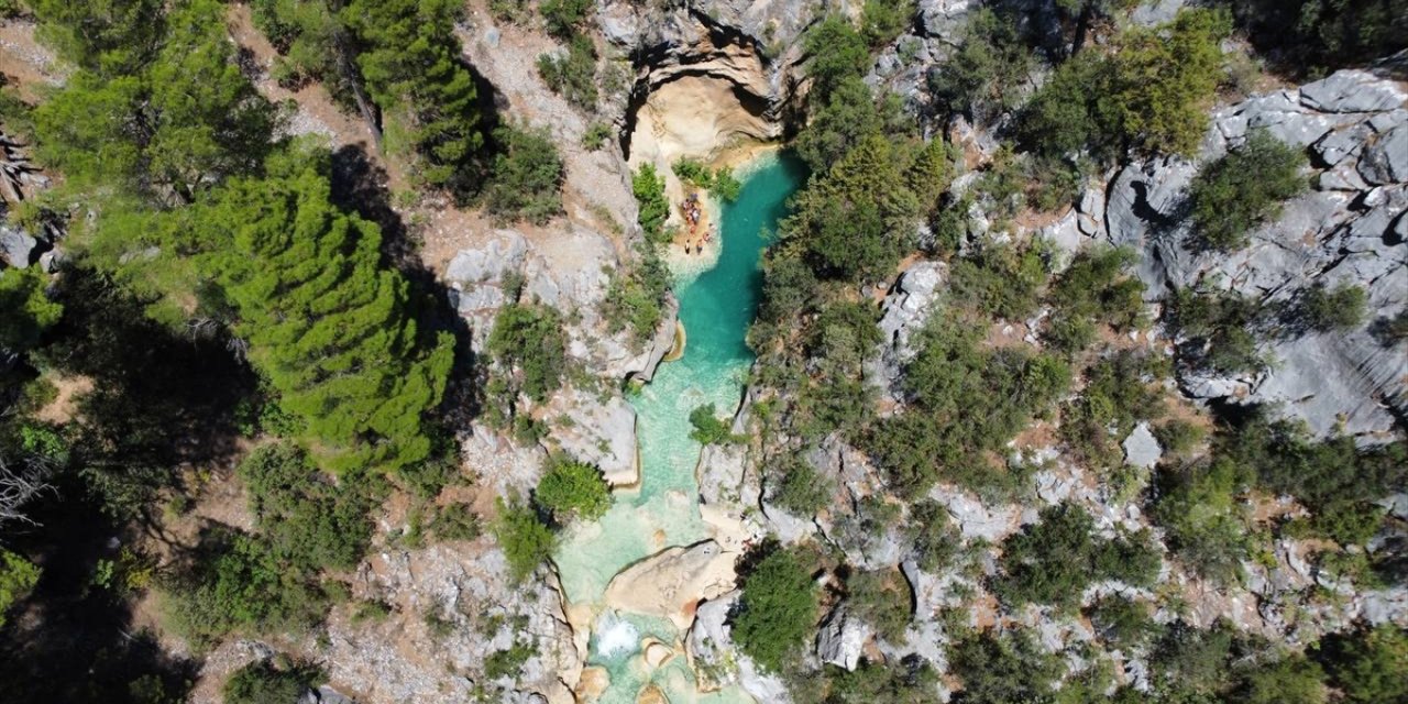 Antalya'da "Gümüşdamla Kanyonu" doğaseverlerin rotasında