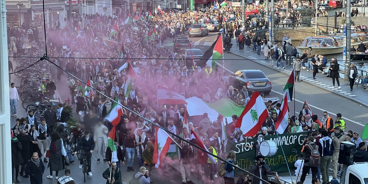 Gazze'de 1 yıldır süren soykırım Hollanda'da protesto edildi