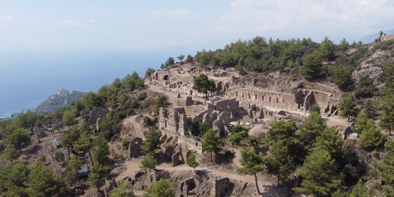 Syedra Antik Kenti "Gece Müzeciliği" için hazırlanıyor