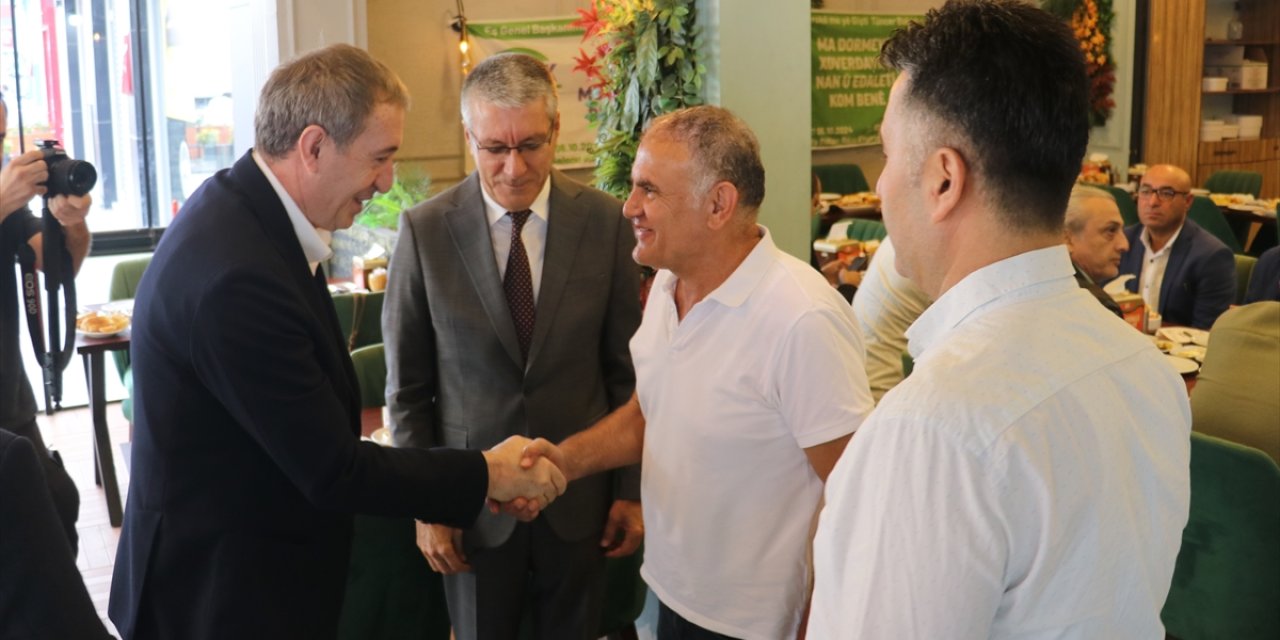 DEM Parti Eş Genel Başkanı Bakırhan, Bursa'da temaslarda bulundu