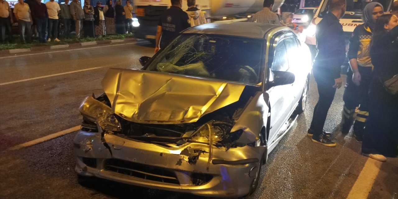 Samsun'da zincirleme trafik kazasında 13 kişi yaralandı