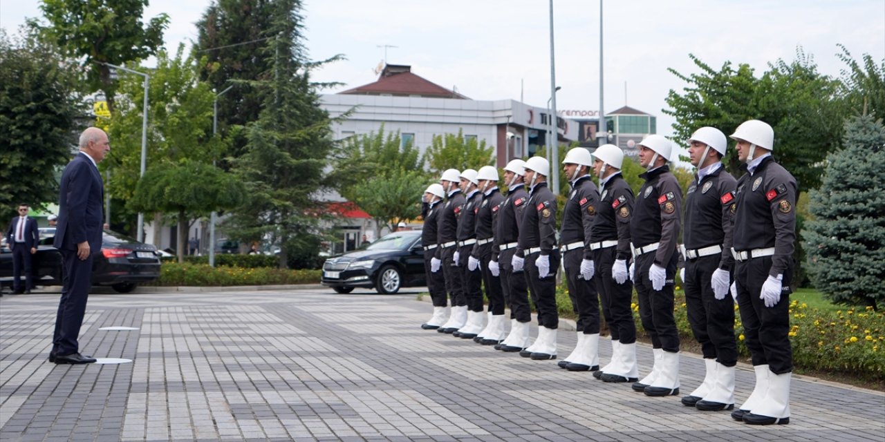 TBMM Başkanı Kurtulmuş, Düzce Valiliğini ziyaret etti