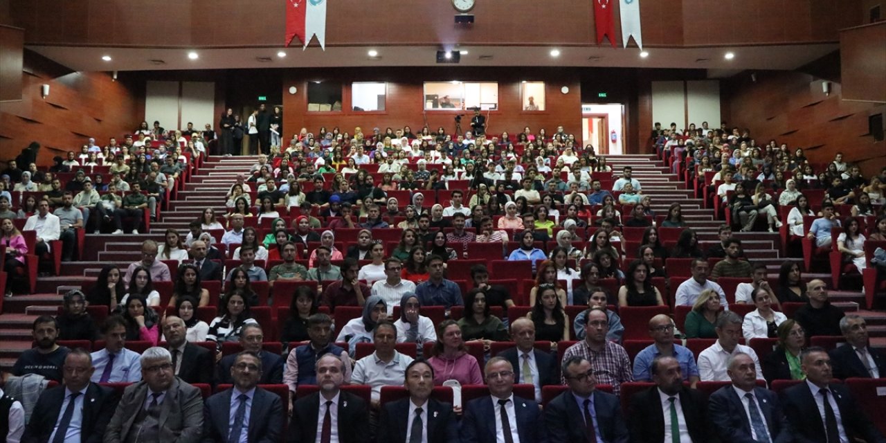 Niğde'de "Bir Asırlık Dostluk Türk-Japon İlişkileri" Paneli düzenlendi