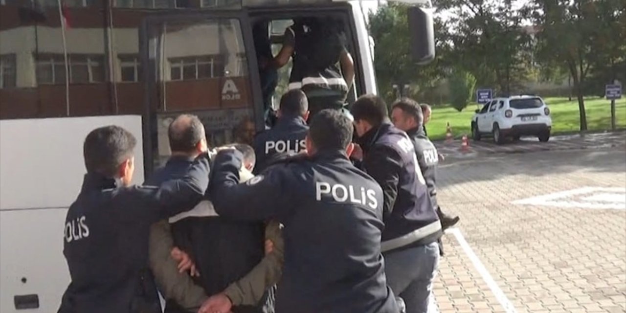 Aksaray merkezli 17 ildeki "Narkoçelik-41" operasyonu kapsamında 89 zanlı tutuklandı