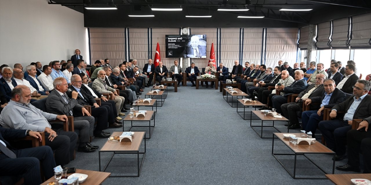 Saadet Partisi'nde Recai Kutan için taziye programı düzenlendi