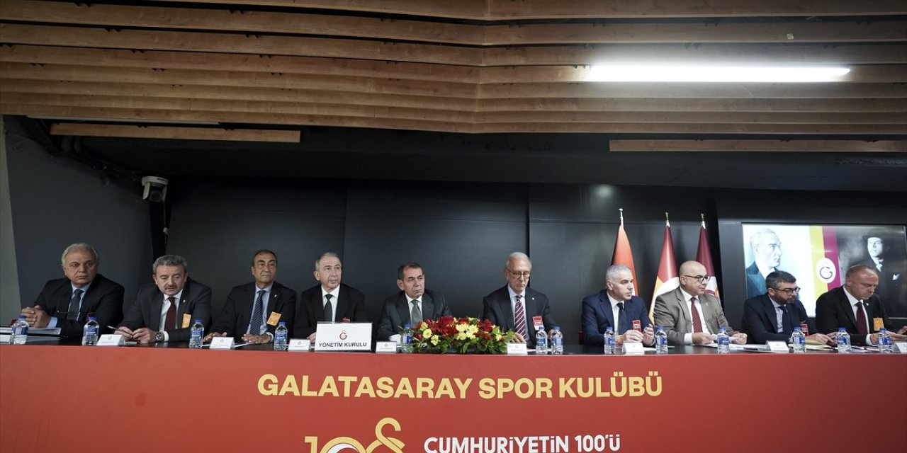 Galatasaray Kulübünde divan kurulu toplantısı yapıldı