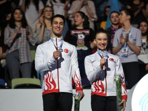 Milli cimnastikçilerden gümüş madalya