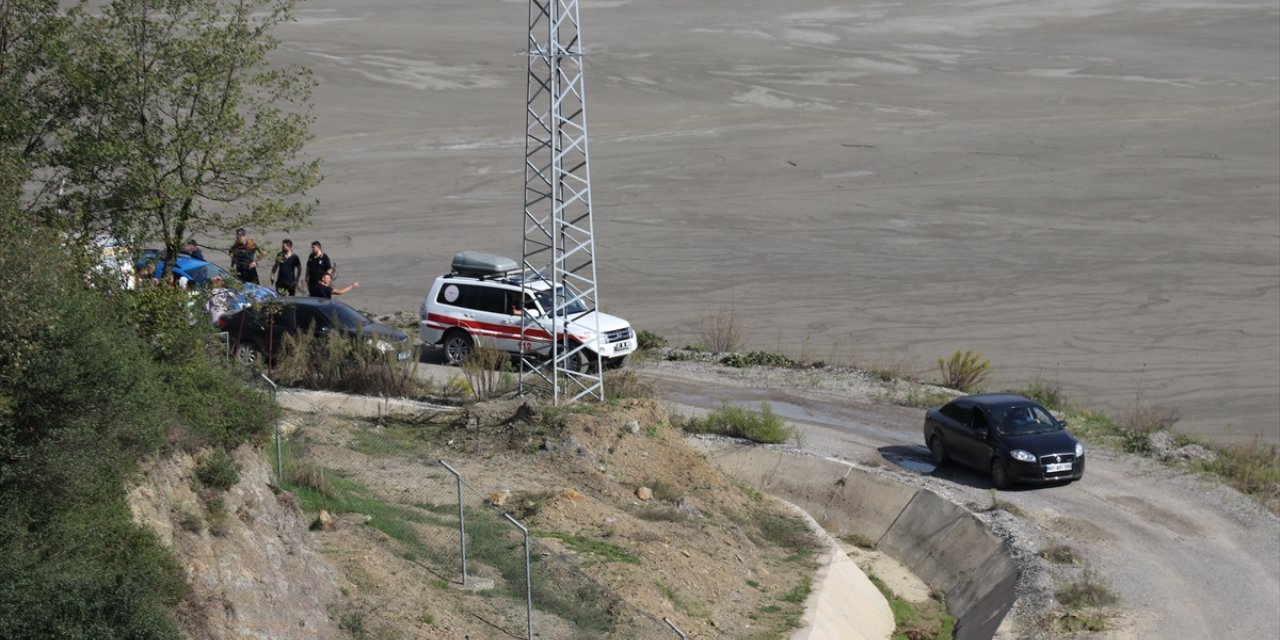 Zonguldak'ta ormanda defne yaprağı toplarken kaybolan kadın bulundu