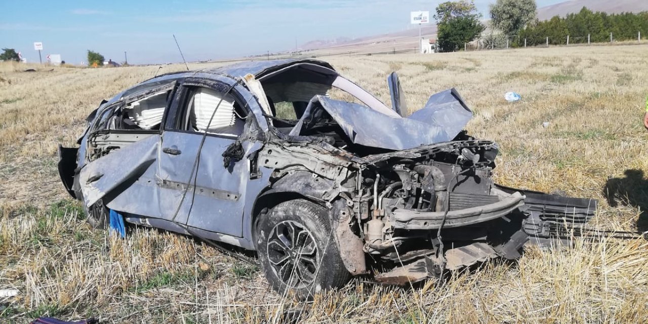 Nevşehir'de devrilen otomobildeki 2 kişi öldü, 1 kişi yaralandı