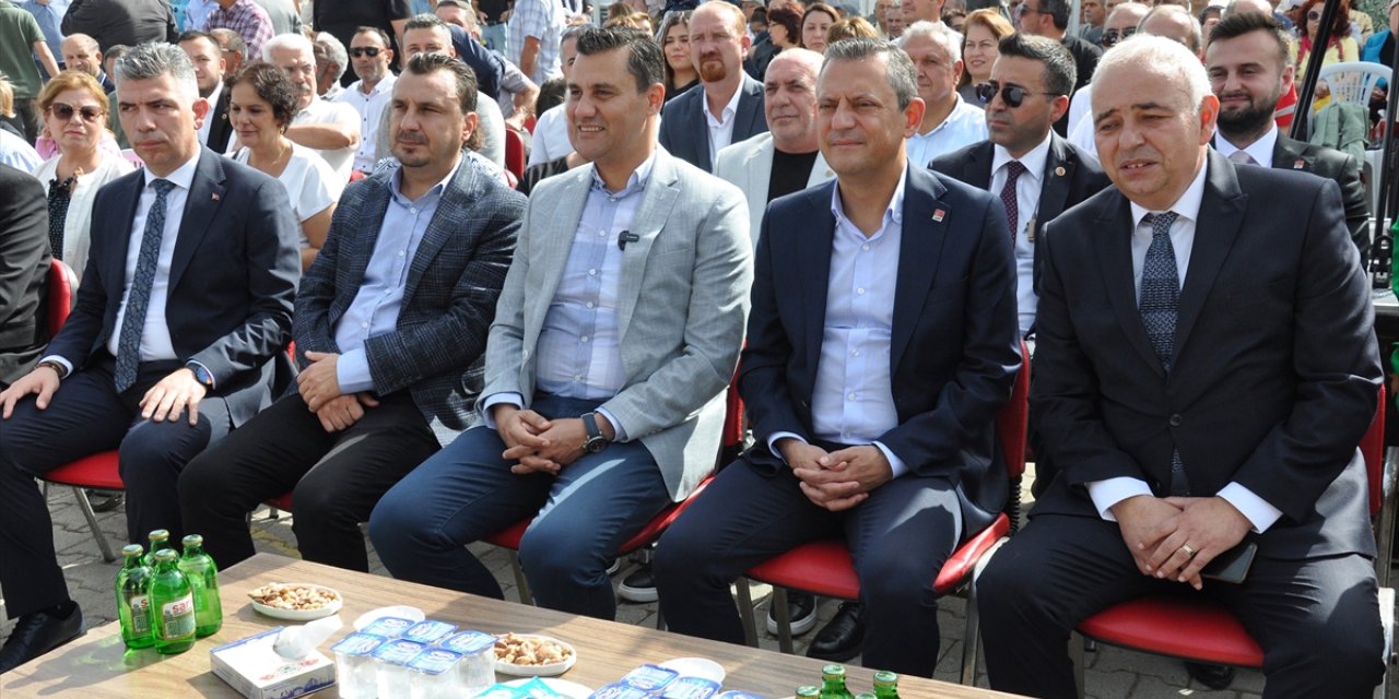 CHP Genel Başkanı Özel, Manisa'da zeytin şenliğine katıldı