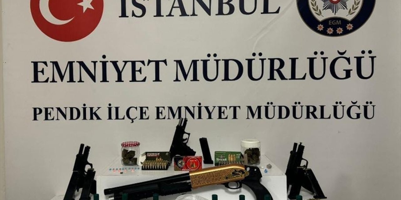 Pendik'te uyuşturucu operasyonunda yakalanan 3 zanlıdan 1'i tutuklandı