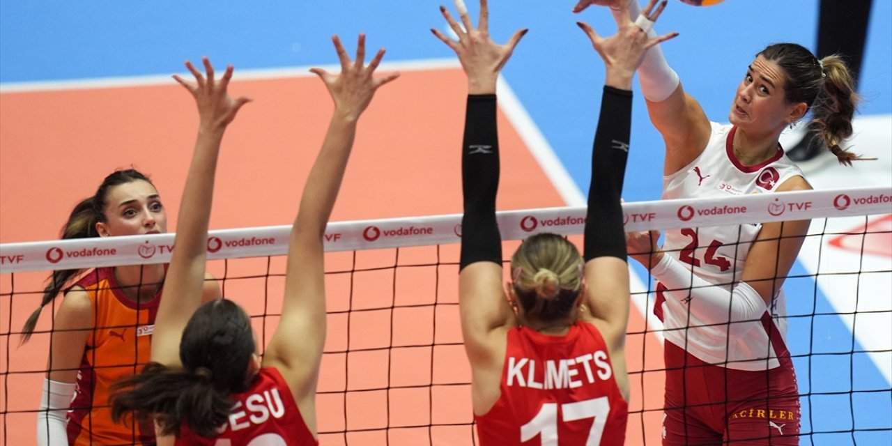 Voleybol: Vodafone Sultanlar Ligi