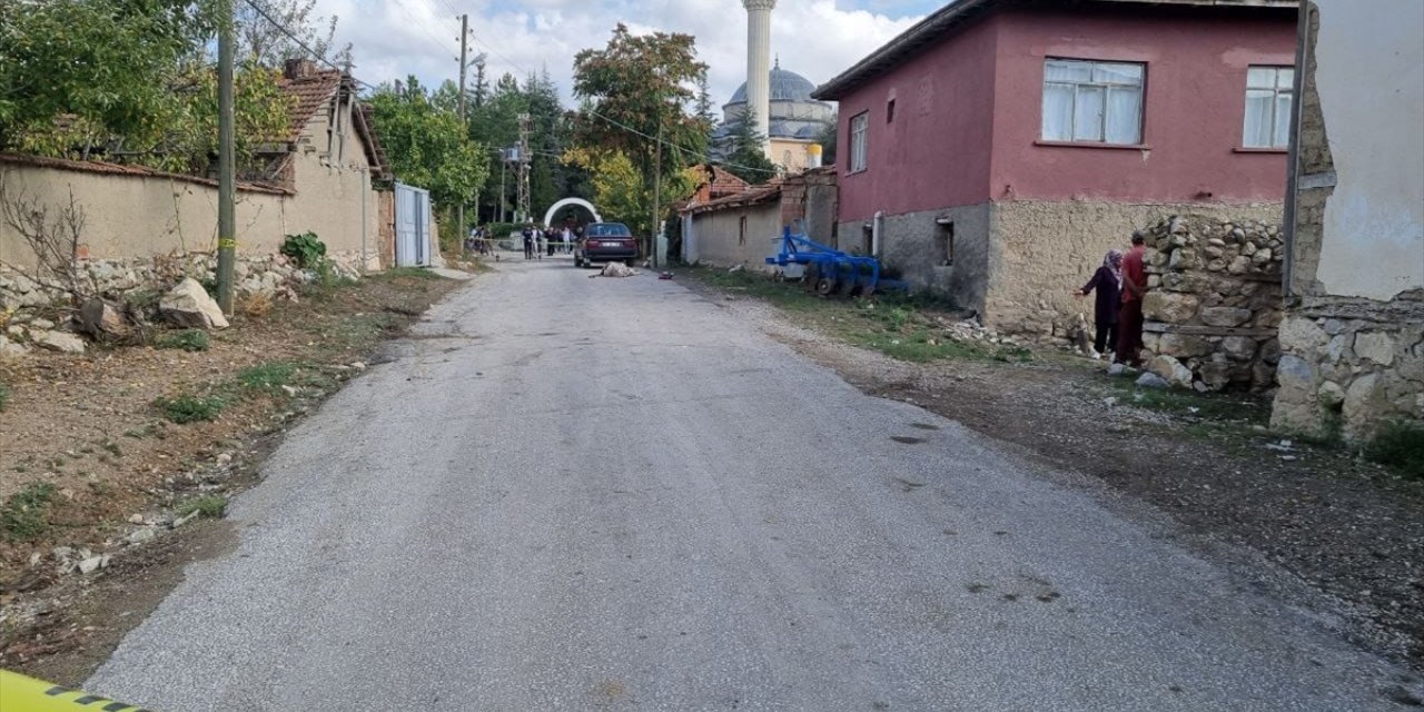 Çorum'da silahlı kavgada köy muhtarı öldü, kardeşi ağır yaralandı