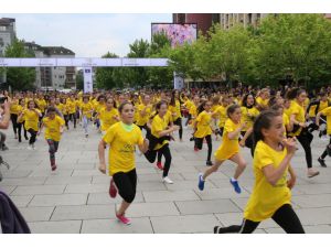 Kosova'da "Olimpik Gün" kutlamaları