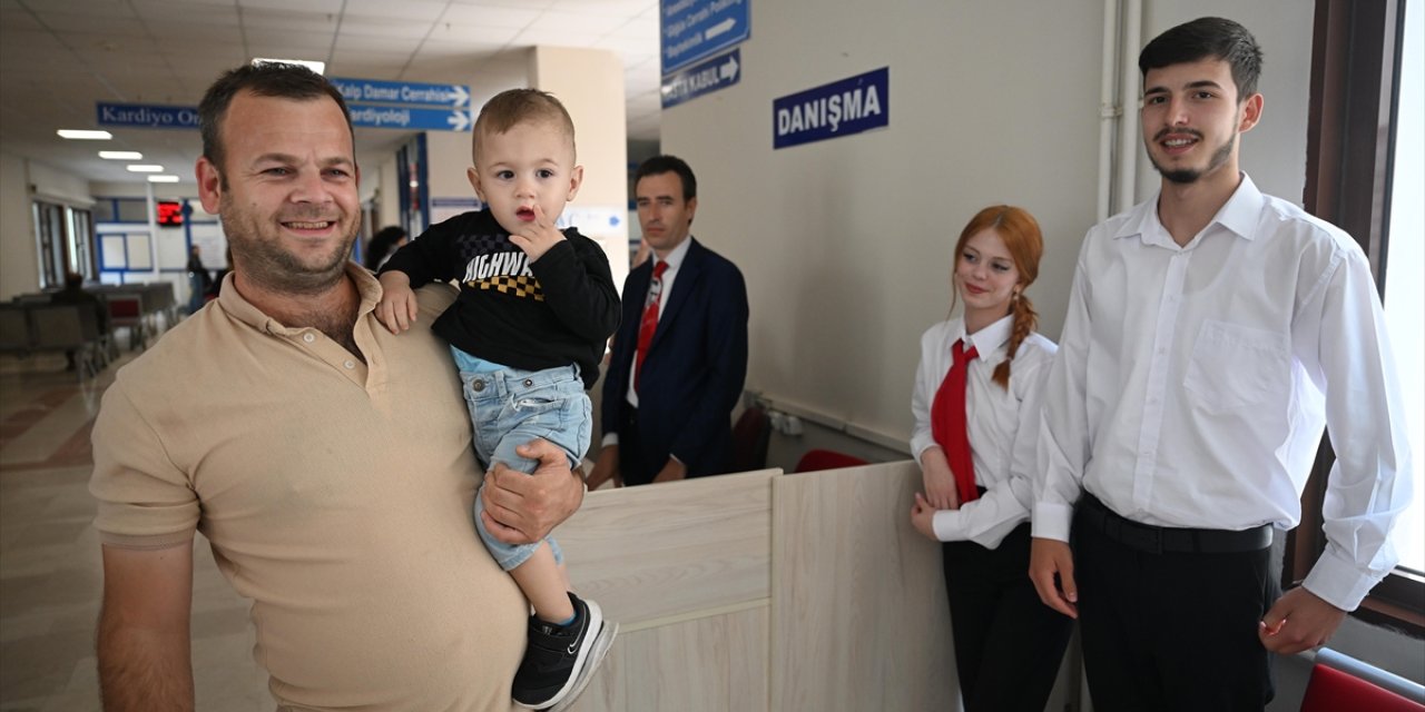 Trakya Üniversitesi Hastanesinde "refakatçi öğrenci" uygulaması başladı