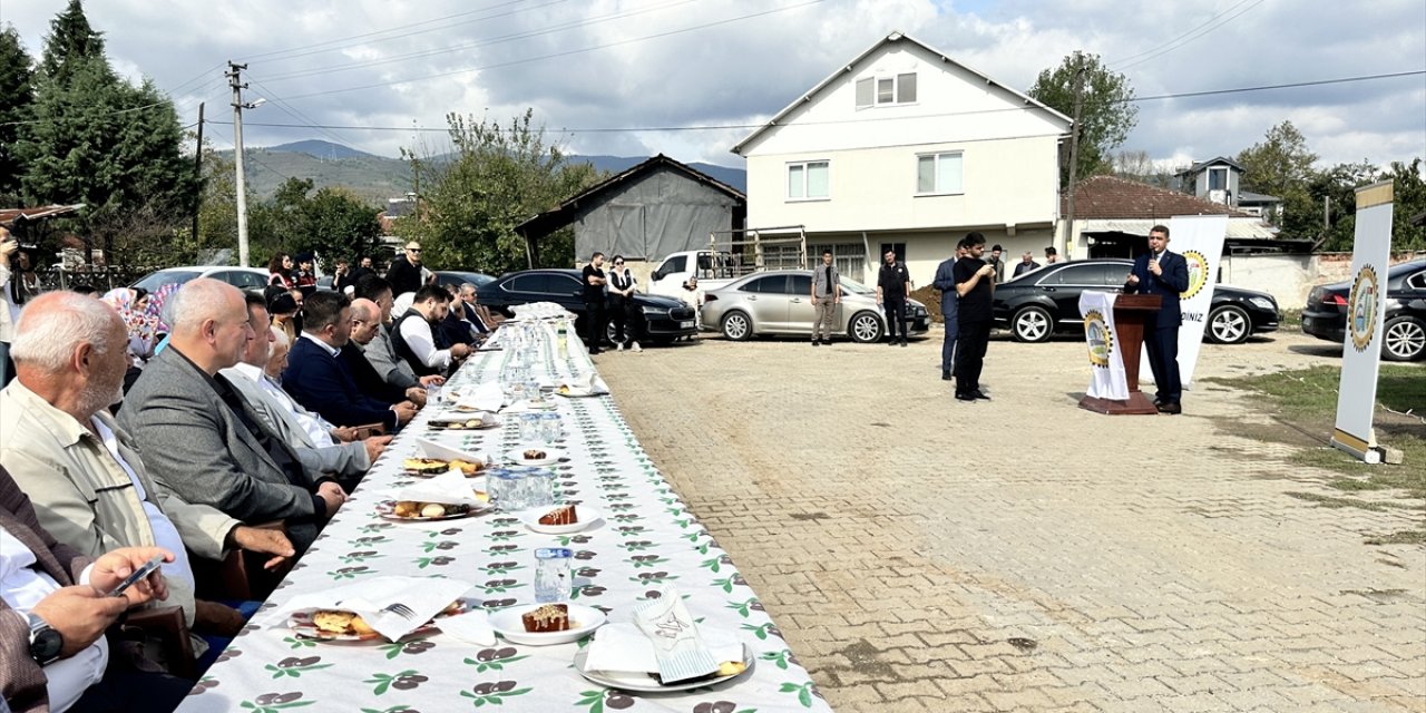 Düzce'de sel ve taşkınlardan etkilenen köyün içme suyu isale hattı yenileniyor