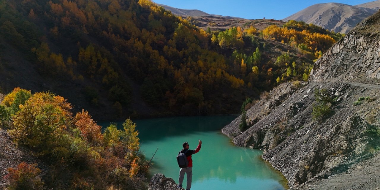 Kop Dağı'ndaki vadilerde sonbahar güzelliği yaşanıyor