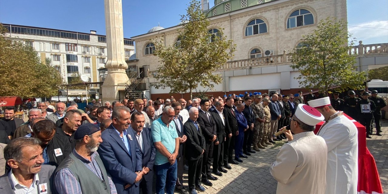 Elazığ'da vefat eden Kıbrıs gazisi son yolculuğuna uğurlandı