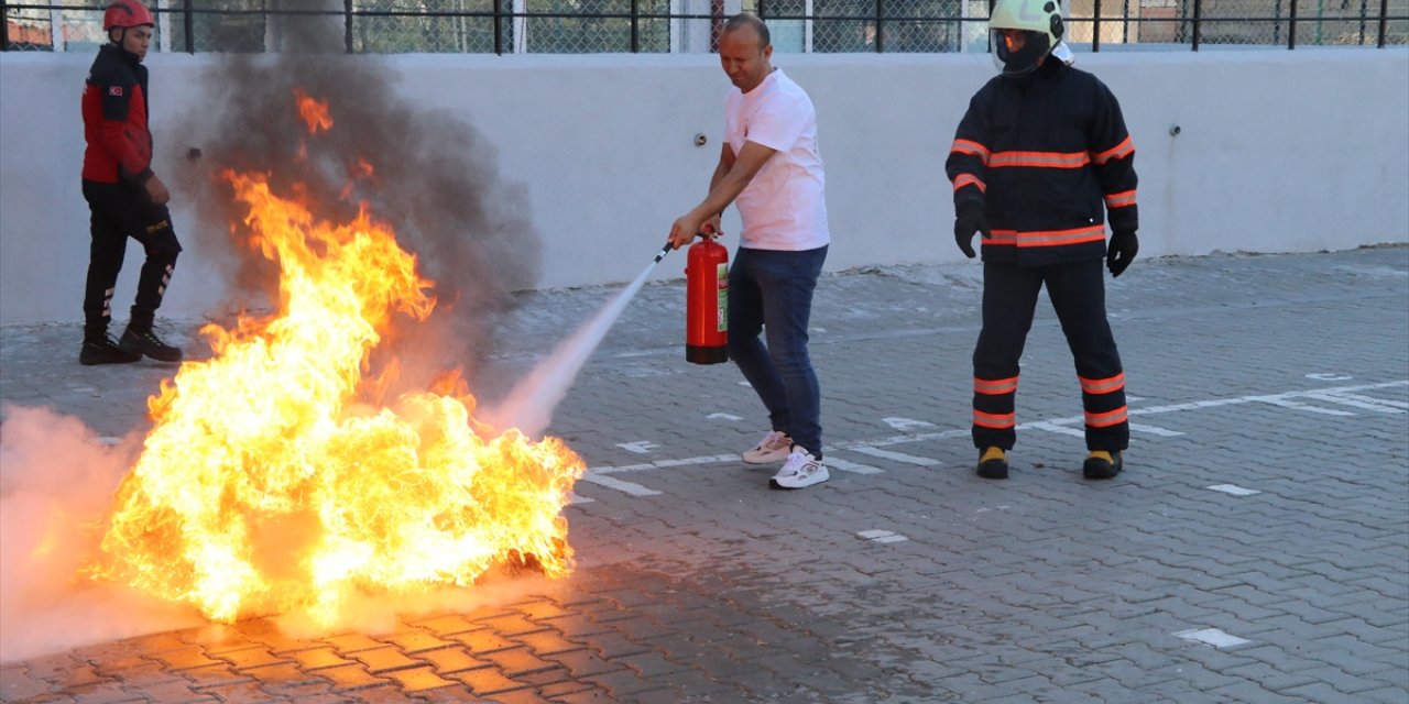 Çankırı'da deprem, yangın ve tahliye tatbikatı yapıldı