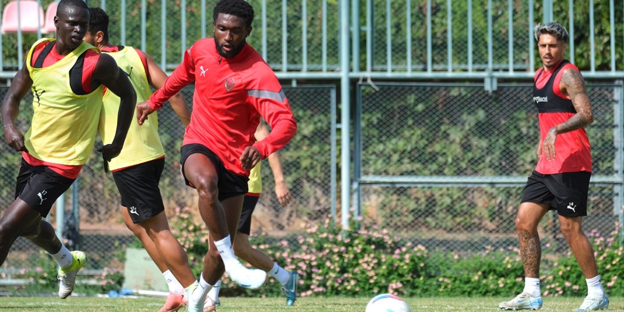 Hatayspor'da Sivasspor maçının mesaisi sürüyor