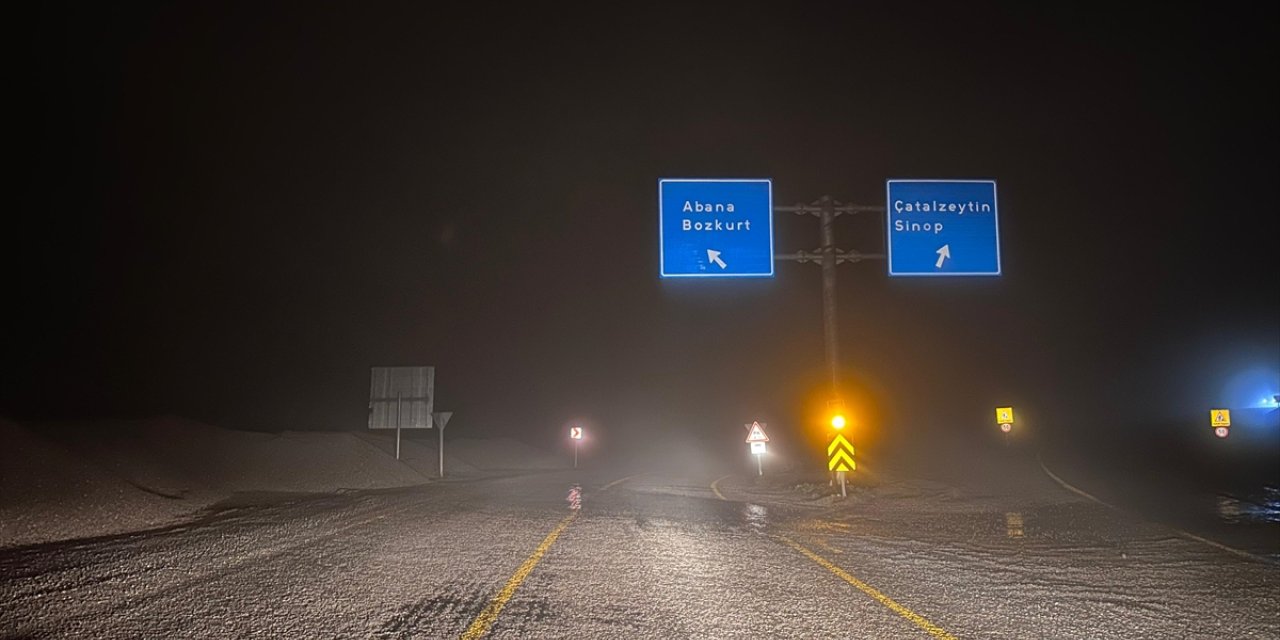 Kastamonu'nun yüksek kesimlerinde kar etkili oldu