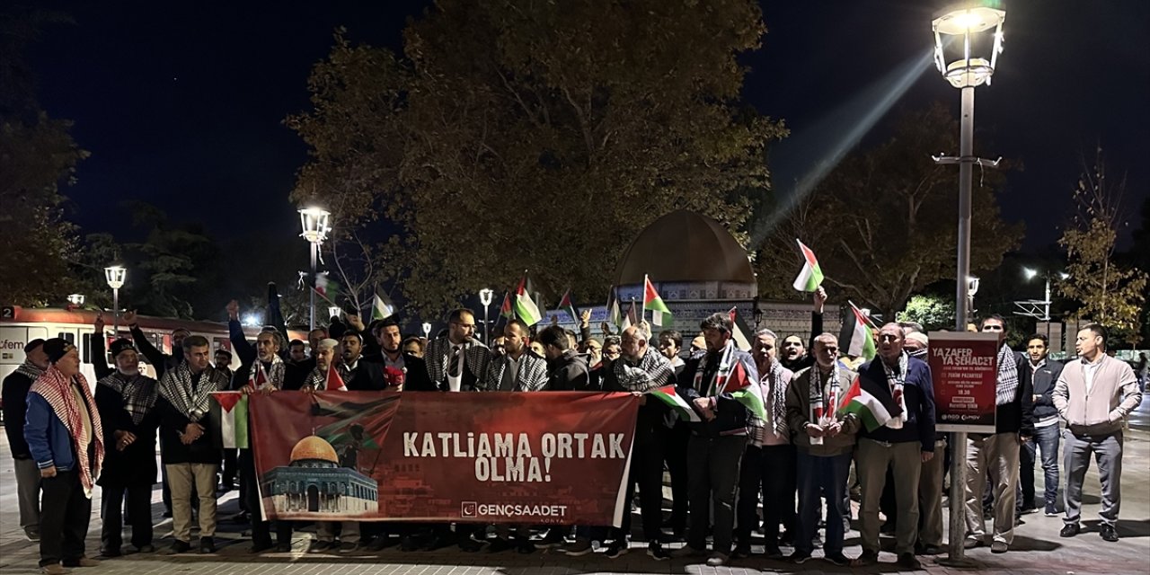 Konya'da Saadet Partisi Gençlik Kollarınca İsrail'in saldırıları protesto edildi