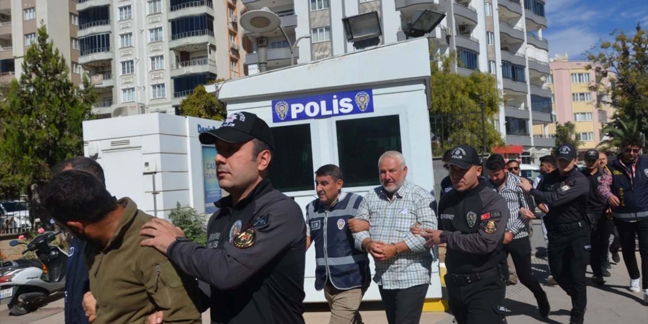 Kilis'te göçmen kaçakçılığı operasyonunda 5 zanlı tutuklandı