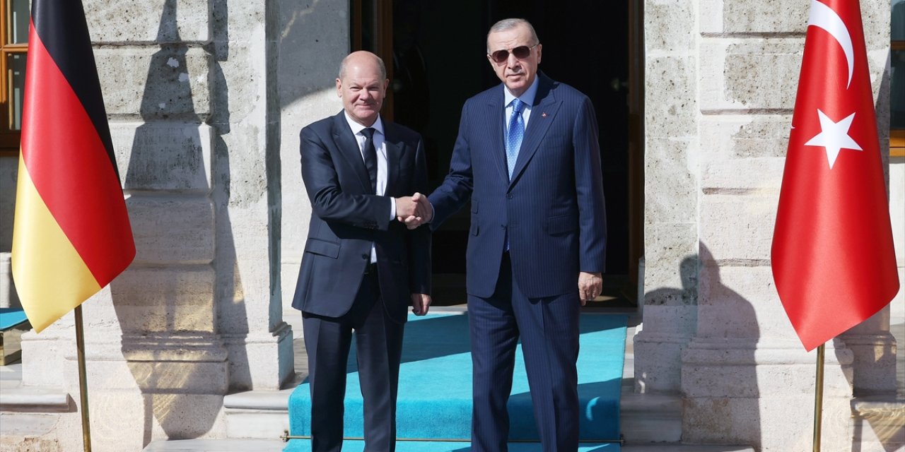 Cumhurbaşkanı Erdoğan, Almanya Başbakanı Scholz'u kabul etti