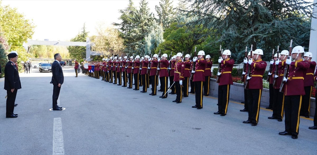 İçişleri Bakanı Yerlikaya, "Jandarma Genel Komutanlığı 2024 Yılı Değerlendirme Toplantısı"na katıldı: