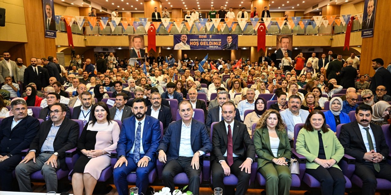 AK Parti Sözcüsü Çelik, Adana'da partisinin ilçe kongresinde konuştu: