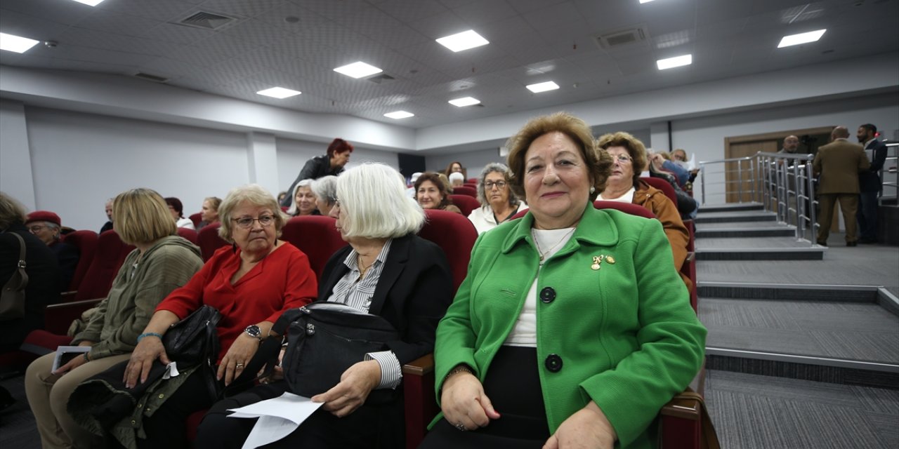 Çanakkale'de "Tazelenme Üniversitesi Programı" açıldı