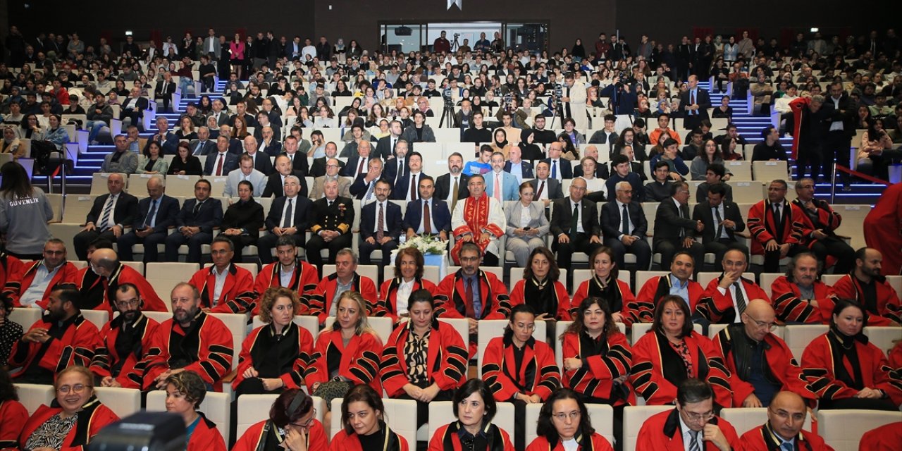 Bakan Kacır, Gebze Teknik Üniversitesi Akademik Yılı Açılış Töreni'nde konuştu: