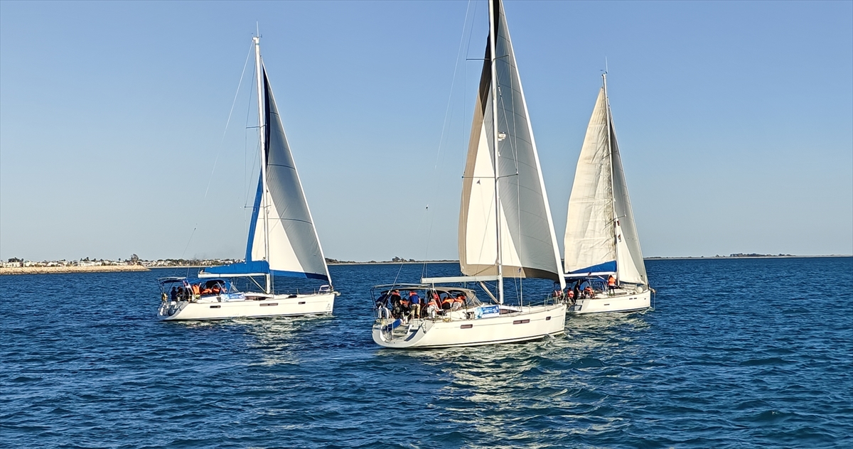 Mersin'de engellilere yönelik "Ruhun Yelkenleri" projesi kapsamında festival yapıldı