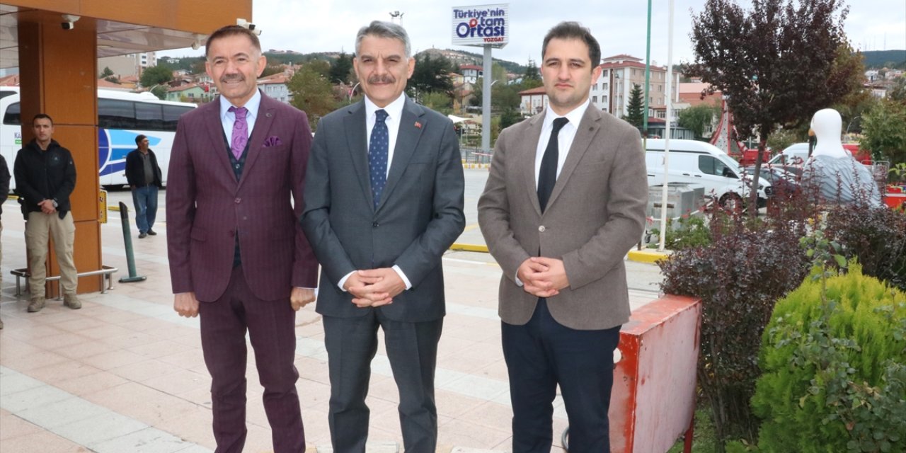 Yozgat'a "Türkiye'nin Tam Ortası Yozgat" totemi yerleştirildi