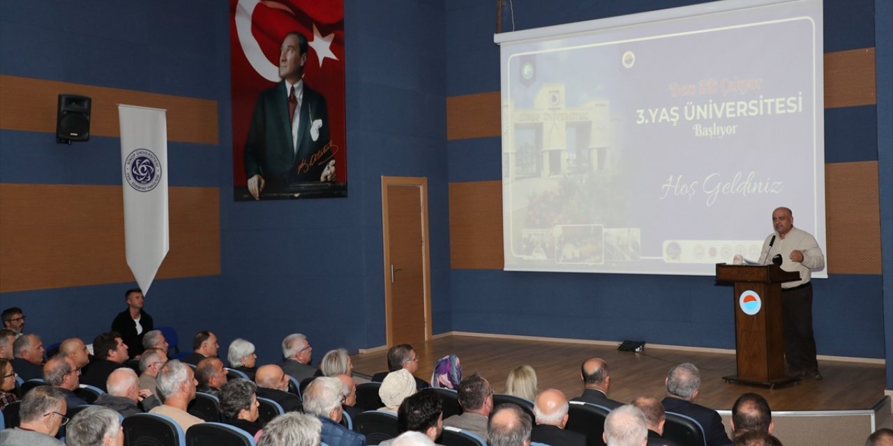 Sinop'ta 3. Yaş Üniversitesi'nde ilk ders zili çaldı