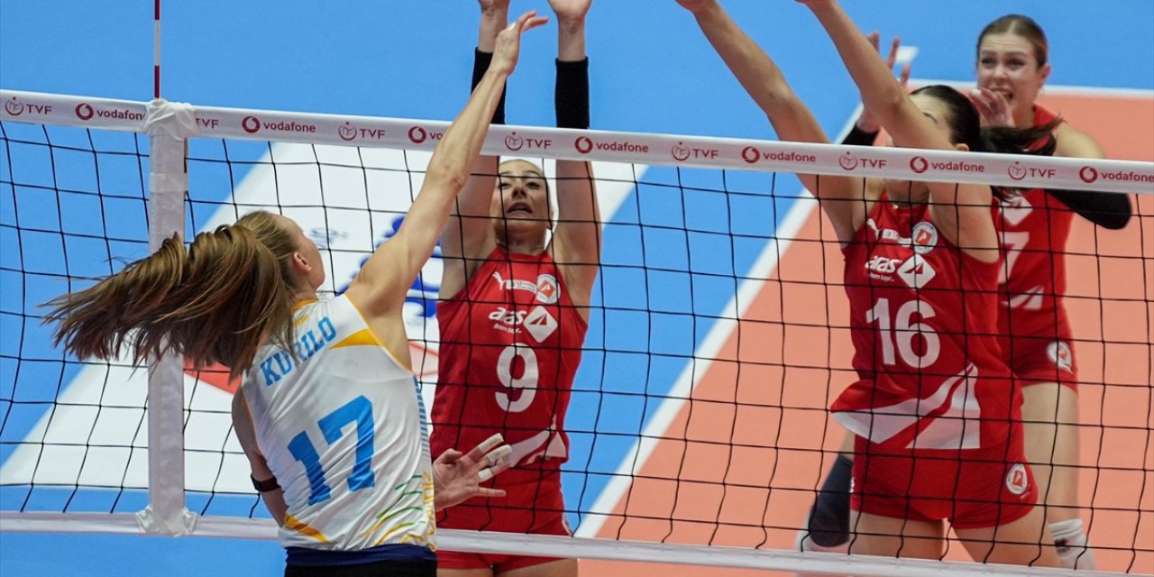 Voleybol: Vodafone Sultanlar Ligi