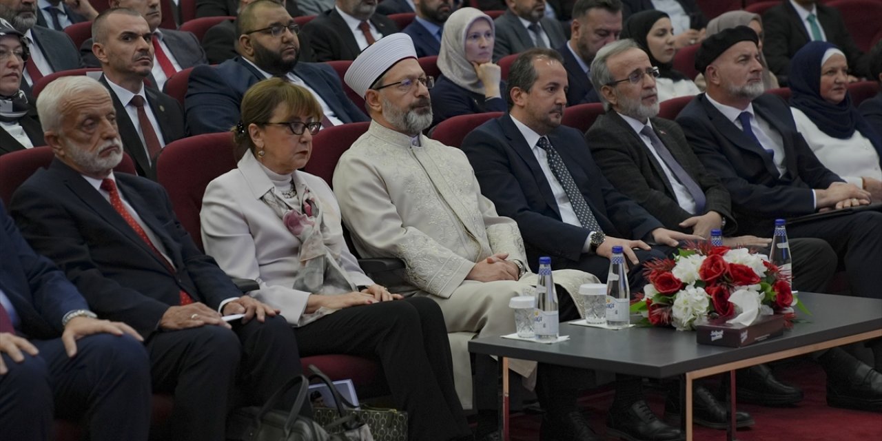 Diyanet İşleri Başkanı Erbaş, "Bir Büyük Mütefekkir: Aliya İzzetbegoviç" panelinde konuştu: