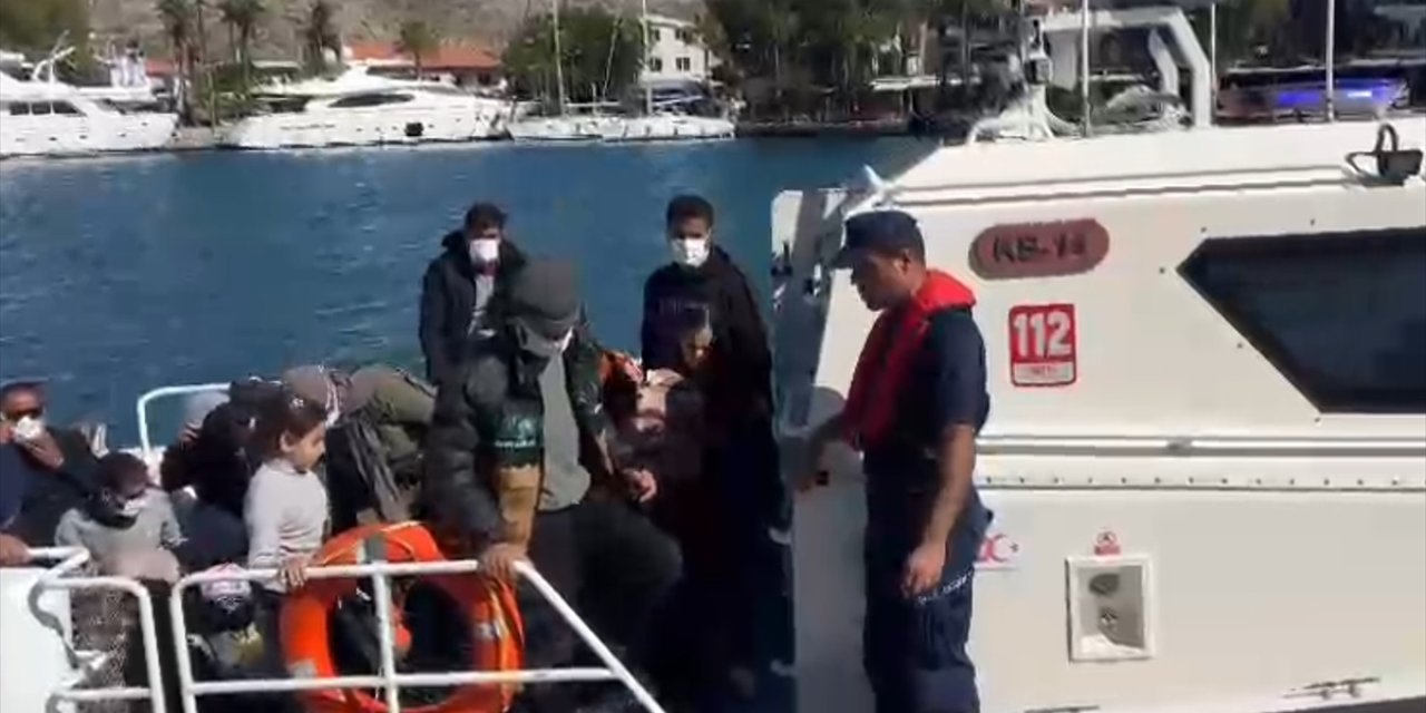 Muğla'da 21 düzensiz göçmen yakalandı