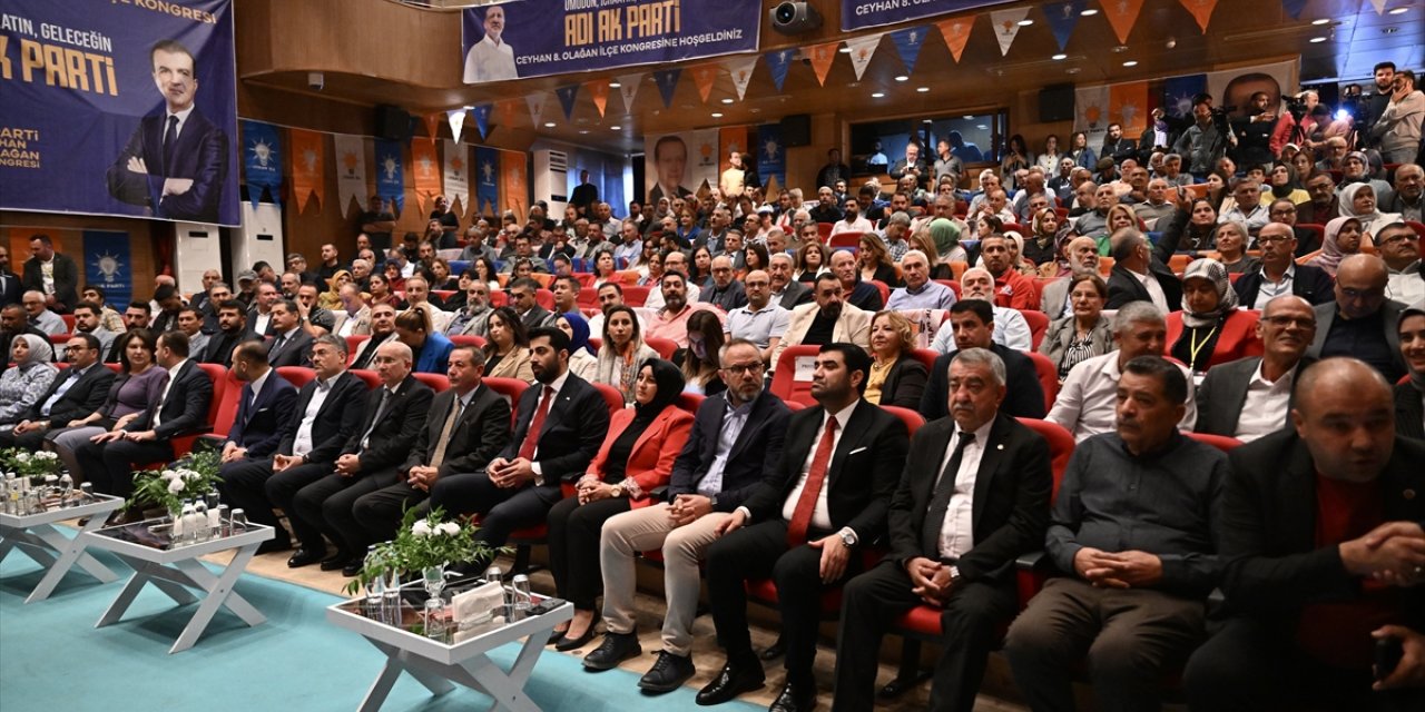 AK Parti Sözcüsü Ömer Çelik, Adana'da partisinin ilçe kongresinde konuştu: