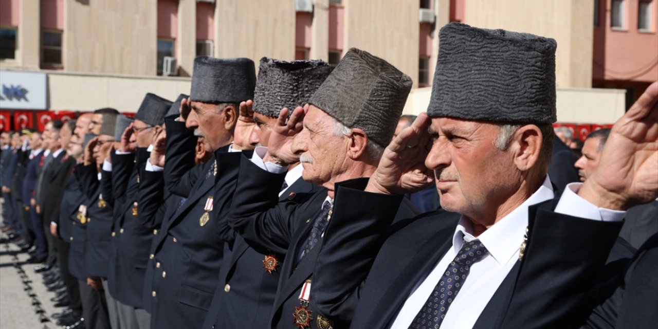 Doğu ve Güneydoğu'da Cumhuriyet'in 101. yıl dönümü kutlanıyor