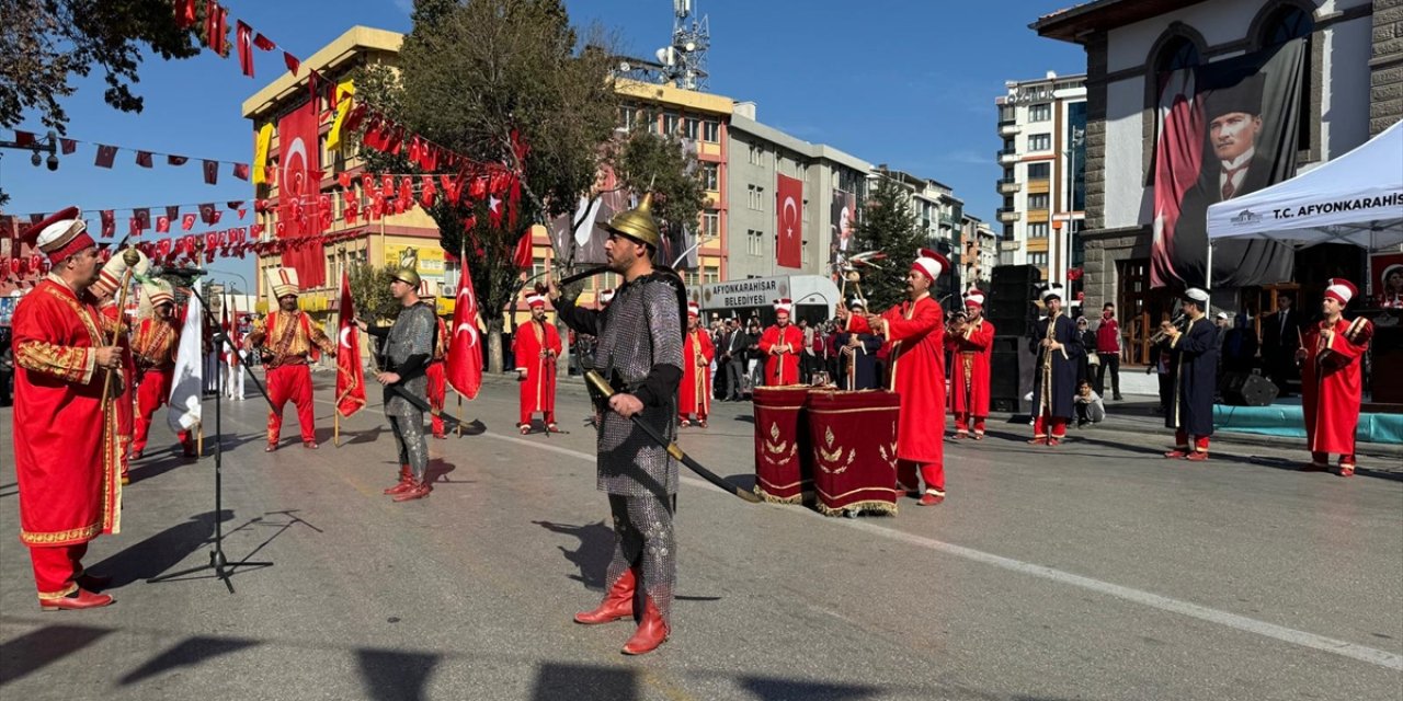 Konya, Aksaray, Afyonkarahisar ve Karaman'da Cumhuriyet'in 101. yıl dönümü kutlandı