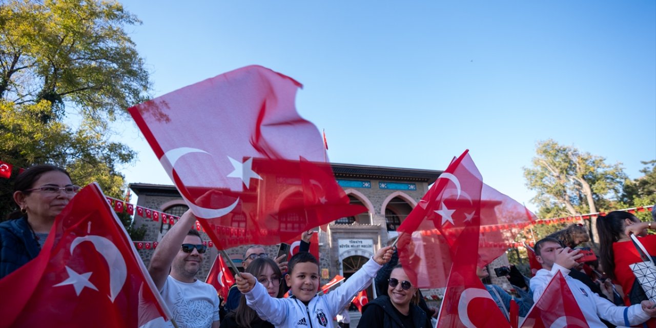 Ankara'da Cumhuriyet Bayramı dolayısıyla resmi geçit töreni yapıldı