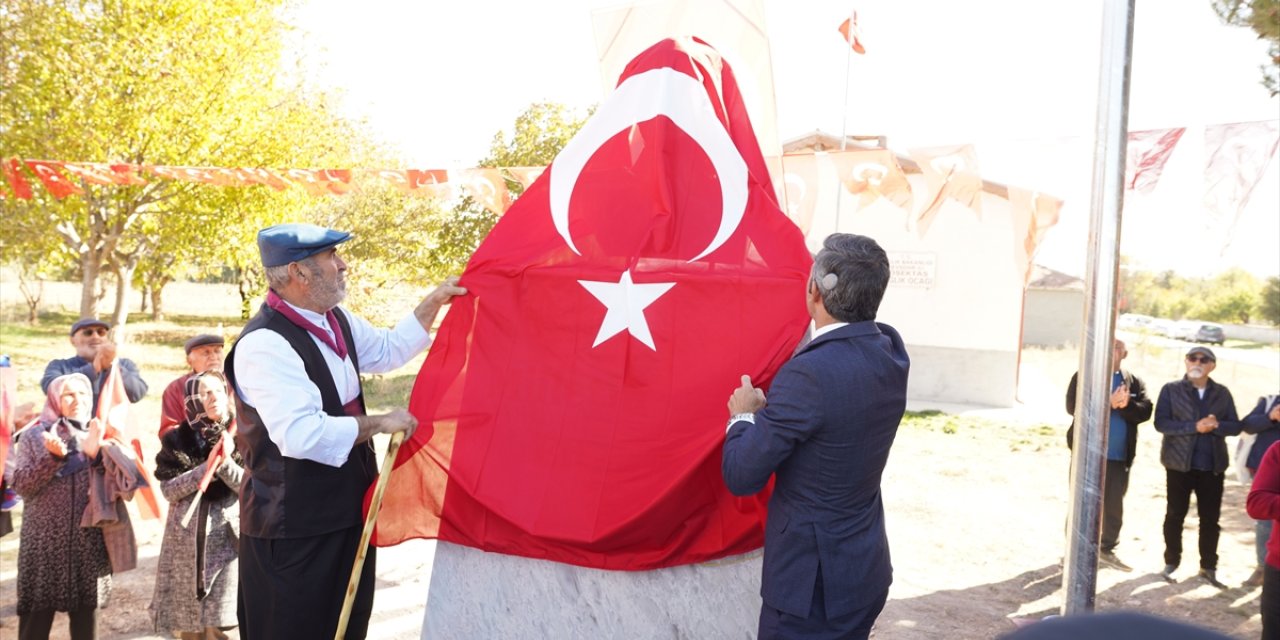 Nevşehir'de köylülerin kendi imkanlarıyla yaptırdığı Atatürk büstü 29 Ekim’de açıldı