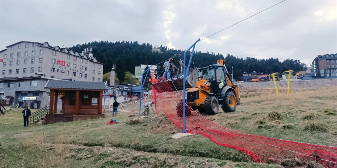 Erciyes AŞ Pist Düzenleme ve Arama Kurtarma ekibi Uludağ'da eğitim verdi