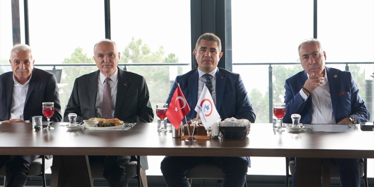 Düzce Belediyesi ve Türkiye Binicilik Federasyonu arasında at yetiştiriciliğinin desteklenmesi protokolü