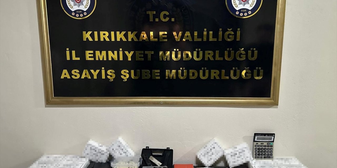 Kırıkkale'de dernekte kumar oynayan 12 kişiye 77 bin 100 lira ceza kesildi