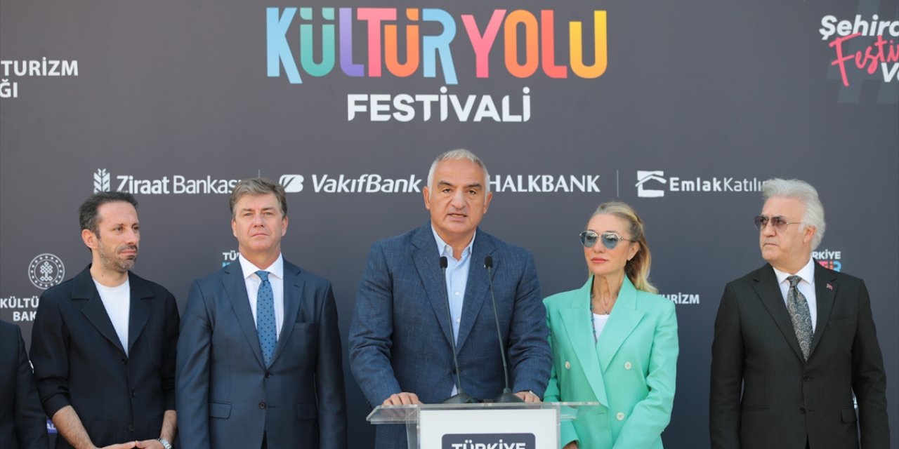 Türkiye Kültür Yolu Festivali'nin son durağı Antalya'daki etkinlikler başladı