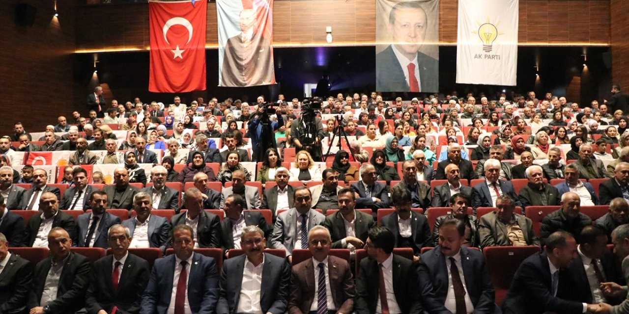 Ulaştırma ve Altyapı Bakanı Uraloğlu, Niğde'de konuştu: