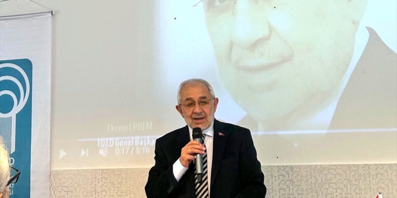 TDED Genel Başkanı Ekrem Erdem Hollanda ve Almanya'da konferans verdi