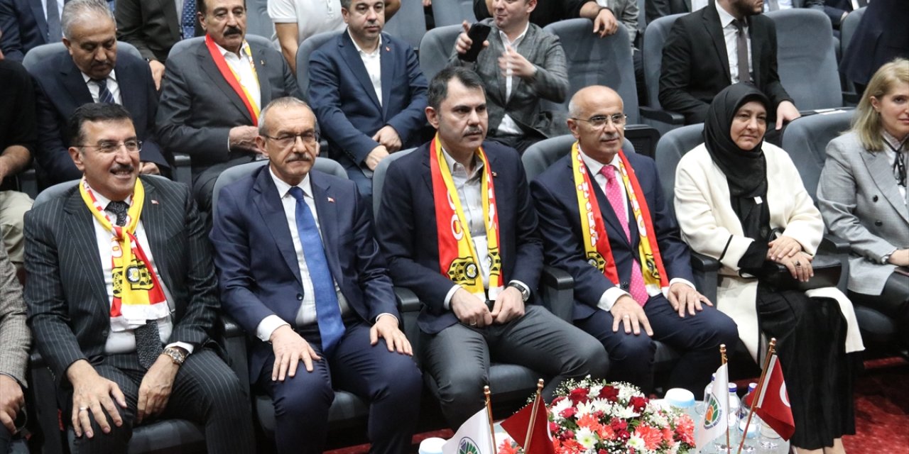 Bakan Kurum, Malatya'da Fahri Hemşehrilik Takdim Töreni'ne katıldı: